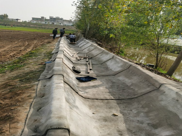 水泥毯鋪設(shè)施工細(xì)節(jié)處理